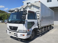 UDトラックスコンドルパネルウイング増トン（6t・8t）[写真03]