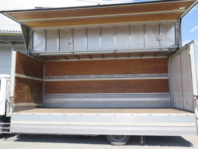 UDトラックスコンドルパネルウイング増トン（6t・8t）[写真07]