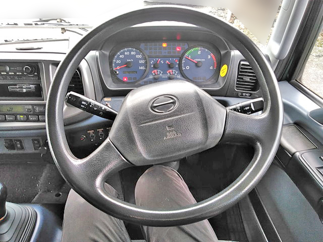 日野レンジャーアルミウイング増トン（6t・8t）[写真34]