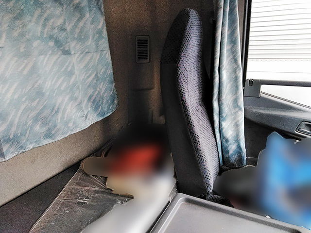 三菱ふそうファイターユニック4段中型（4t）[写真22]