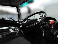 日野レンジャー平ボディ中型（4t）[写真28]