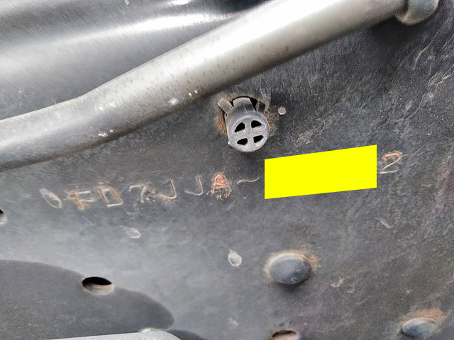 日野レンジャー平ボディ中型（4t）[写真35]