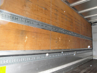 三菱ふそうファイターアルミウイング中型（4t）[写真12]