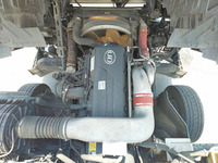 UDトラックスクオンアルミウイング大型（10t）[写真23]