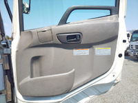 UDトラックスクオンアルミウイング大型（10t）[写真26]