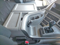 UDトラックスクオンアルミウイング大型（10t）[写真37]