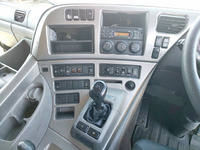 UDトラックスクオンアルミウイング大型（10t）[写真38]