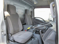 いすゞエルフアルミバン小型（2t・3t）[写真28]