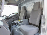 いすゞエルフアルミバン小型（2t・3t）[写真29]