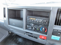 いすゞエルフアルミバン小型（2t・3t）[写真36]