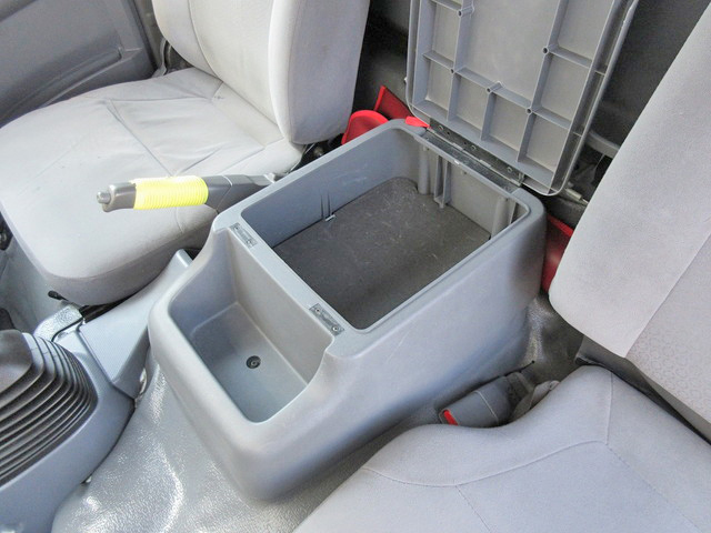 いすゞエルフアルミバン小型（2t・3t）[写真37]