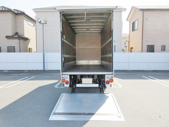 いすゞエルフアルミバン小型（2t・3t）[写真07]