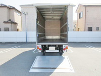 いすゞエルフアルミバン小型（2t・3t）[写真07]
