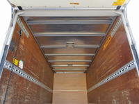 いすゞエルフアルミバン小型（2t・3t）[写真09]