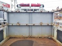 三菱ふそうキャンター平ボディ小型（2t・3t）[写真11]