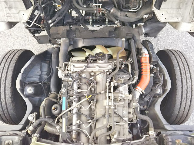 三菱ふそうキャンター平ボディ小型（2t・3t）[写真26]