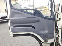 三菱ふそうキャンター平ボディ小型（2t・3t）[写真28]