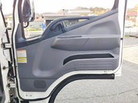 三菱ふそうキャンター平ボディ小型（2t・3t）[写真29]