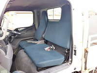 三菱ふそうキャンター平ボディ小型（2t・3t）[写真31]