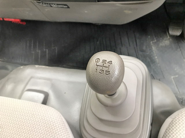 日野デュトロ幌ウイング小型（2t・3t）[写真15]