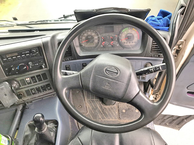 日野プロフィア家畜運搬車大型（10t）[写真30]