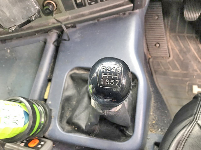 日野プロフィア家畜運搬車大型（10t）[写真31]