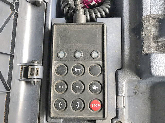 日野プロフィア家畜運搬車大型（10t）[写真33]