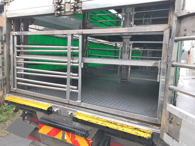 日野プロフィア家畜運搬車大型（10t）[写真07]