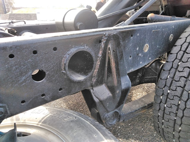 三菱ふそうキャンターダンプ小型（2t・3t）[写真15]