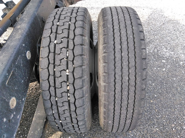 三菱ふそうキャンターダンプ小型（2t・3t）[写真18]