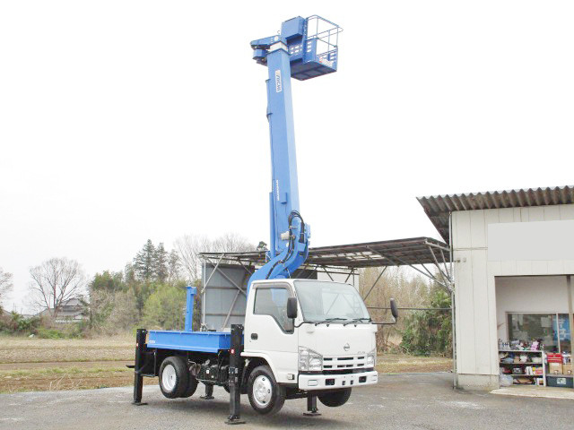 UDトラックスアトラス高所作業車小型（2t・3t）[写真03]