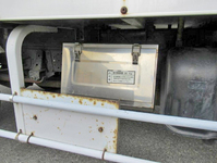 いすゞエルフアルミバン小型（2t・3t）[写真17]