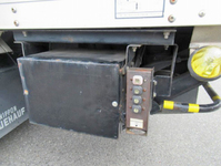 いすゞエルフアルミバン小型（2t・3t）[写真18]