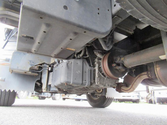 いすゞエルフアルミバン小型（2t・3t）[写真21]