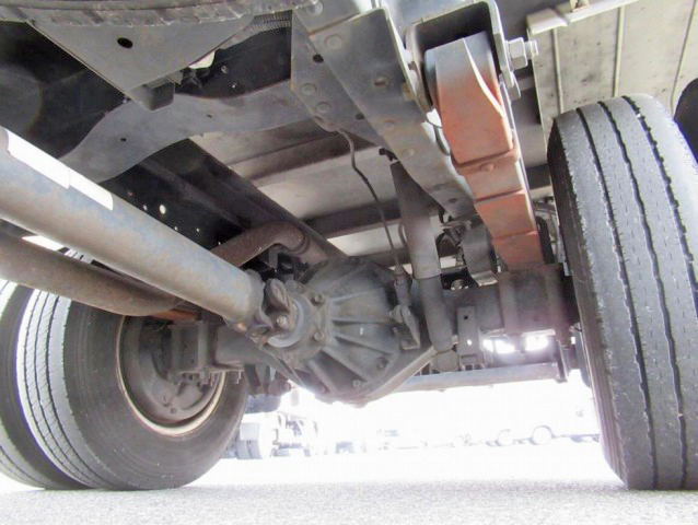 いすゞエルフアルミバン小型（2t・3t）[写真23]