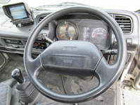 いすゞエルフアルミバン小型（2t・3t）[写真35]