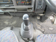 いすゞエルフアルミバン小型（2t・3t）[写真38]