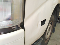 トヨタトヨエース平ボディ小型（2t・3t）[写真11]