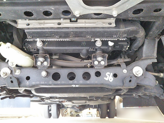 トヨタトヨエース平ボディ小型（2t・3t）[写真12]