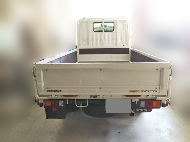 トヨタトヨエース平ボディ小型（2t・3t）[写真07]