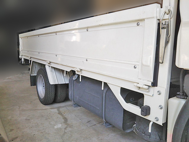 トヨタトヨエース平ボディ小型（2t・3t）[写真09]