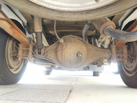 いすゞエルフ平ボディ小型（2t・3t）[写真11]