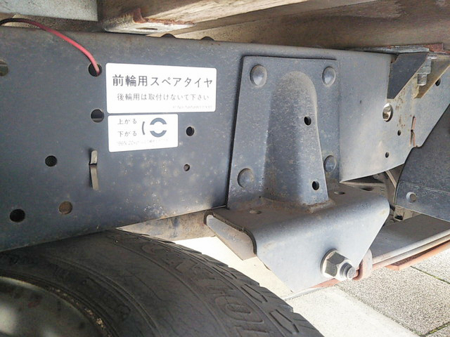 いすゞエルフ平ボディ小型（2t・3t）[写真19]