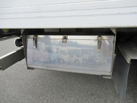 いすゞフォワード冷凍車（冷蔵車）中型（4t）[写真19]