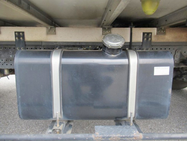 いすゞフォワード冷凍車（冷蔵車）中型（4t）[写真20]