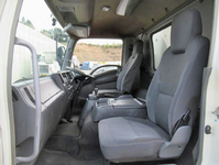 いすゞフォワード冷凍車（冷蔵車）中型（4t）[写真34]