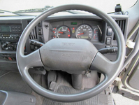 いすゞフォワード冷凍車（冷蔵車）中型（4t）[写真39]