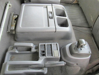 いすゞフォワード冷凍車（冷蔵車）中型（4t）[写真40]