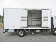 いすゞフォワード冷凍車（冷蔵車）中型（4t）[写真06]