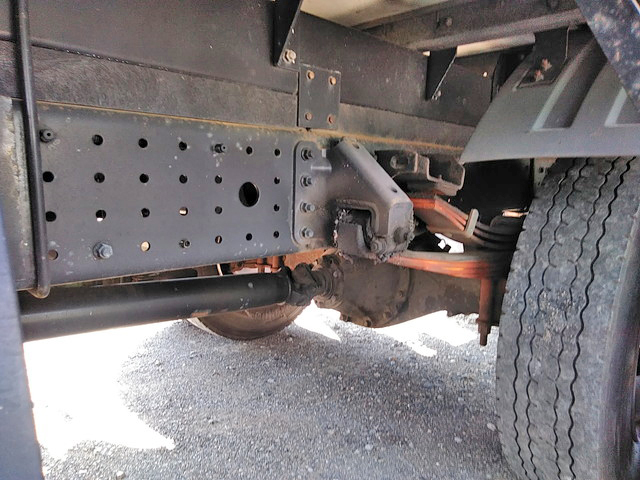 三菱ふそうキャンターアルミウイング小型（2t・3t）[写真18]